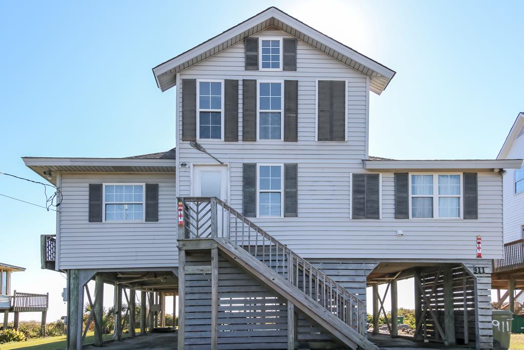 All 911 E Arctic Folly Beach Rental