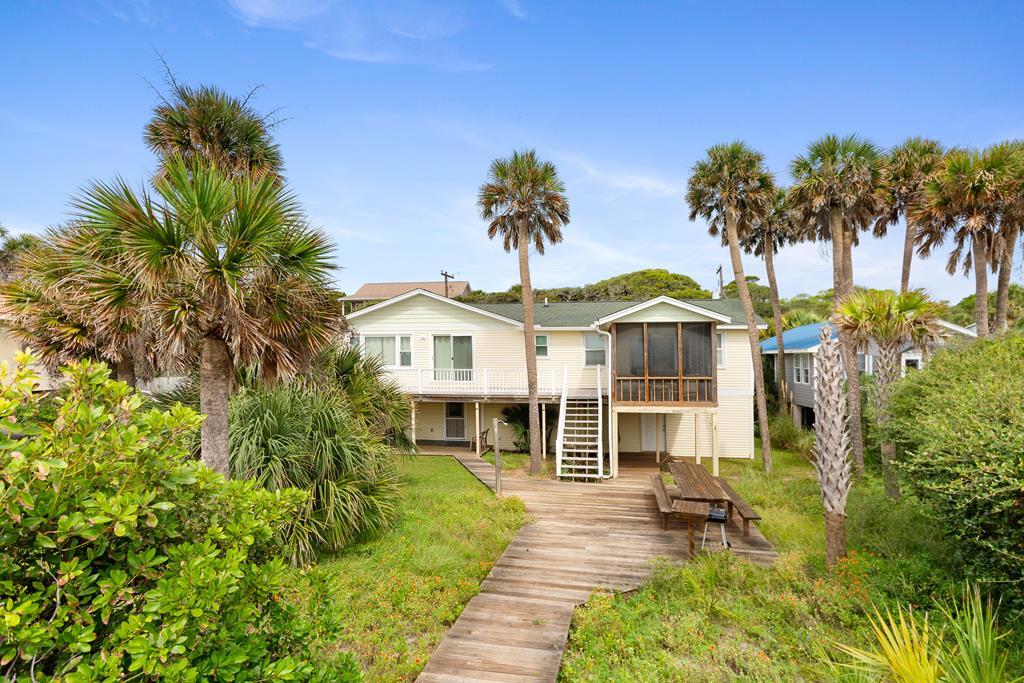 711 W Ashley Downstairs 'Great Oceanfront Apartment' Ocean Front